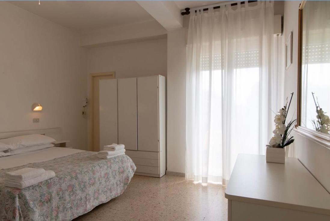 Hotel Miro Cattolica Ngoại thất bức ảnh