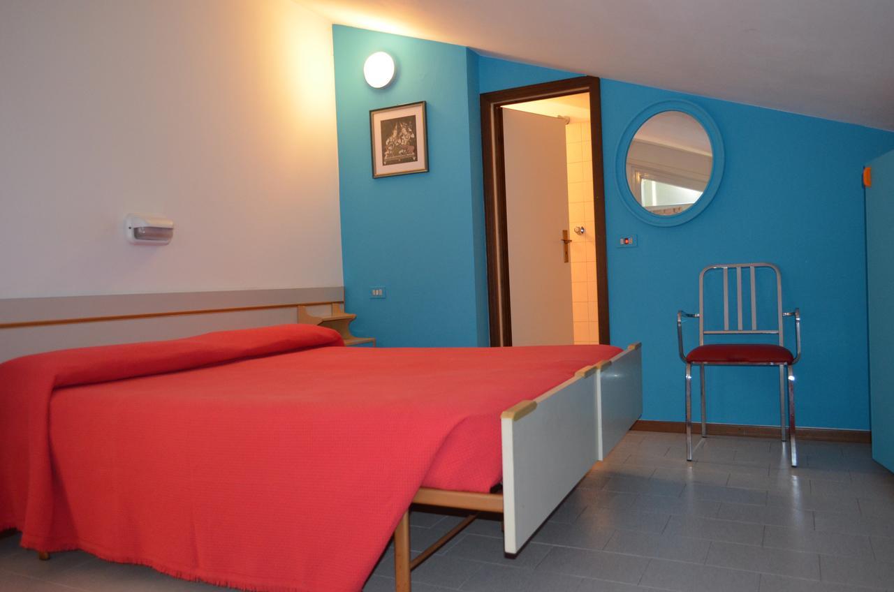Hotel Miro Cattolica Ngoại thất bức ảnh